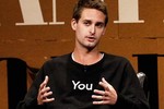 CEO Snapchat Evan Spiegel: “Facebook không thể trở thành Snapchat“